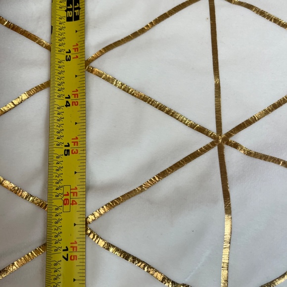 NEW Modern Gold trim Throw Pillow cover, NEW pillow case gold accent - Picture 6 of 7